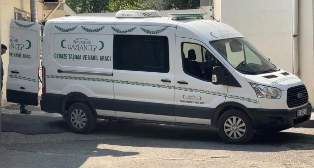 16 yaşındaki iş&ccedil;i fabrikada can verdi!