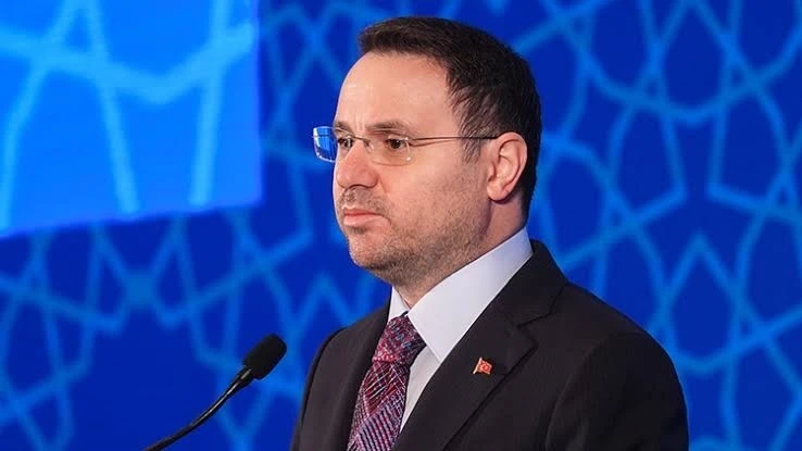 Bakan G&uuml;rlek: Y&uuml;r&uuml;t&uuml;len titiz &ccedil;alışmalarla iki cinayet dosyası daha aydınlatıldı
