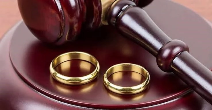 Boşanma ve nafaka d&uuml;zenlemesi hayata ge&ccedil;iyor!