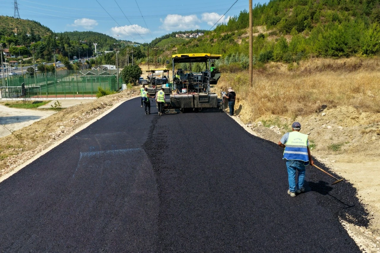Bursa B&uuml;y&uuml;kşehir, Mudanya yollarını yeniliyor