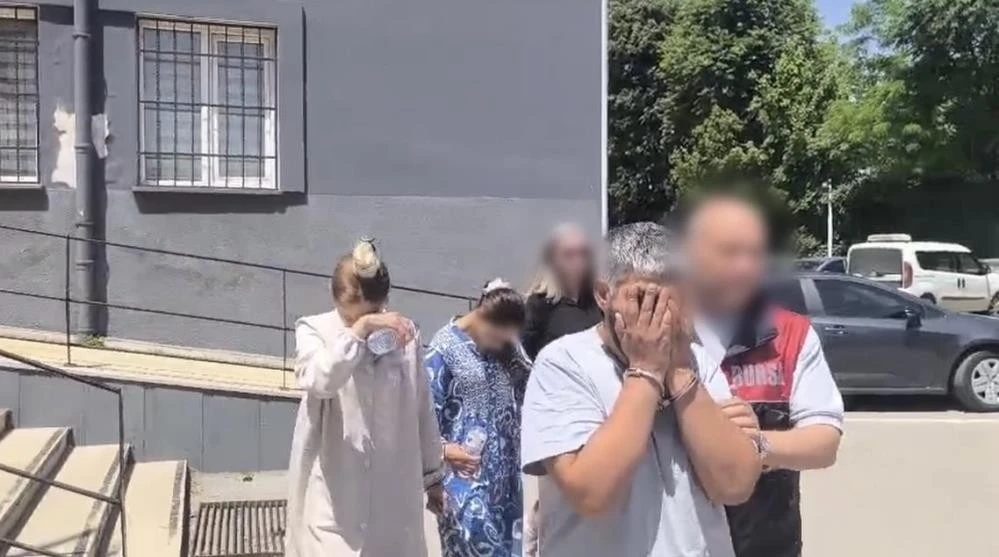 Bursa'da &ccedil;elik kasa hırsızları yakalandı