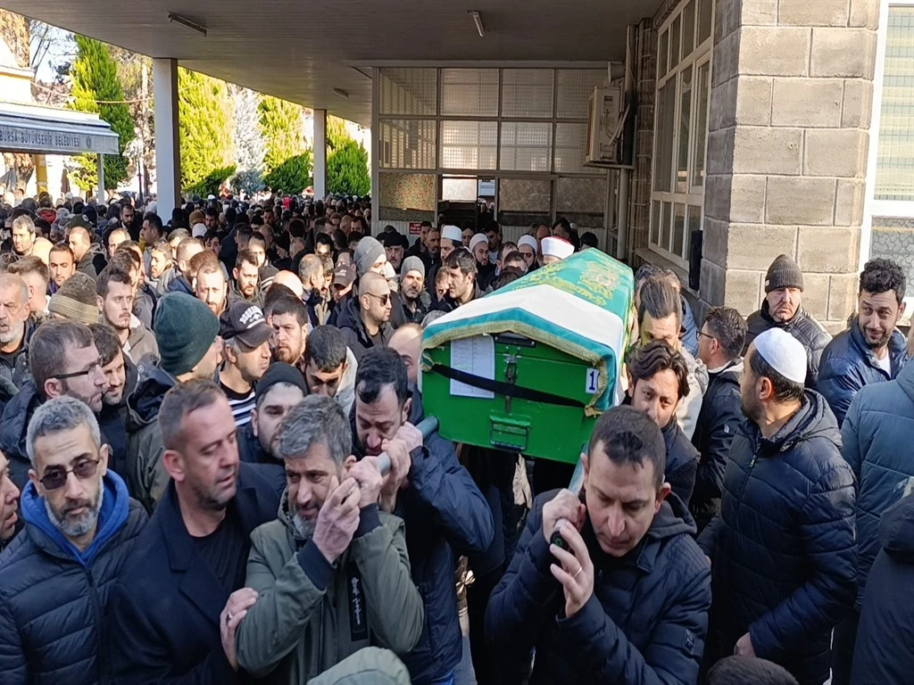 Bursa'da kereste fabrikasında korkun&ccedil; &ouml;l&uuml;m