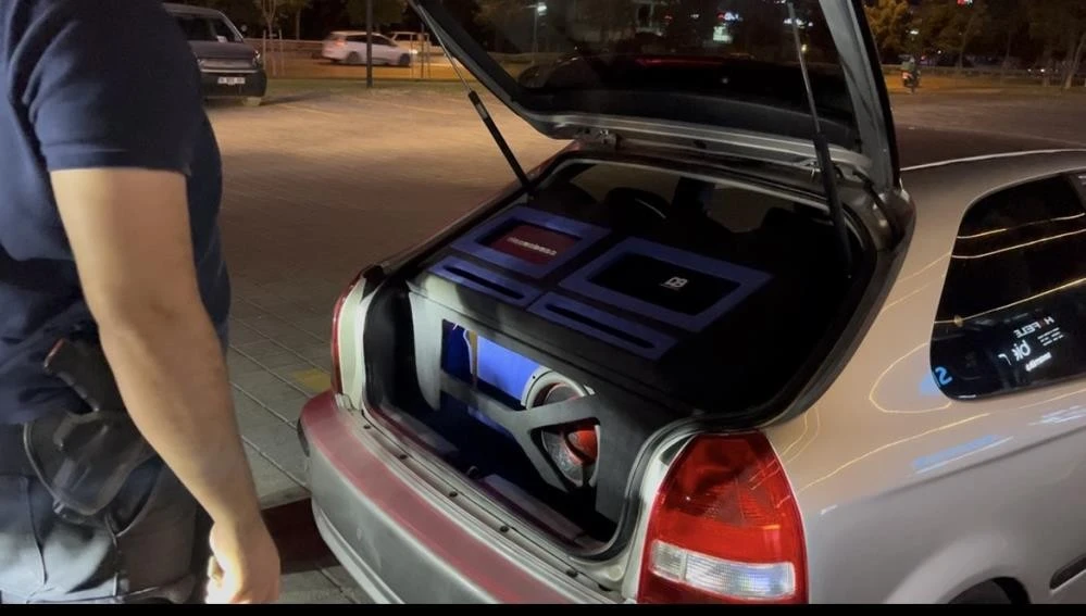 Bursa'da sivil trafik ekiplerine yakalandı, 21 bin lira cezayı yedi