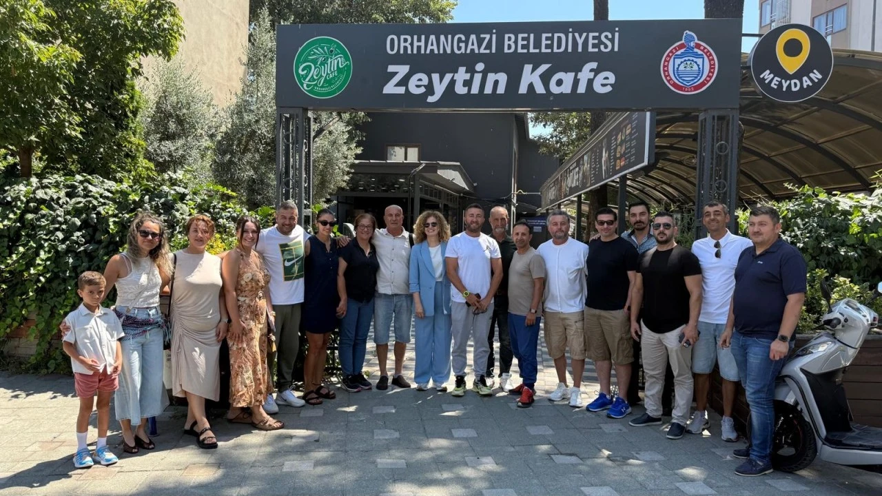 Bursa tenisi gelecek &ccedil;alışmaları ele aldı
