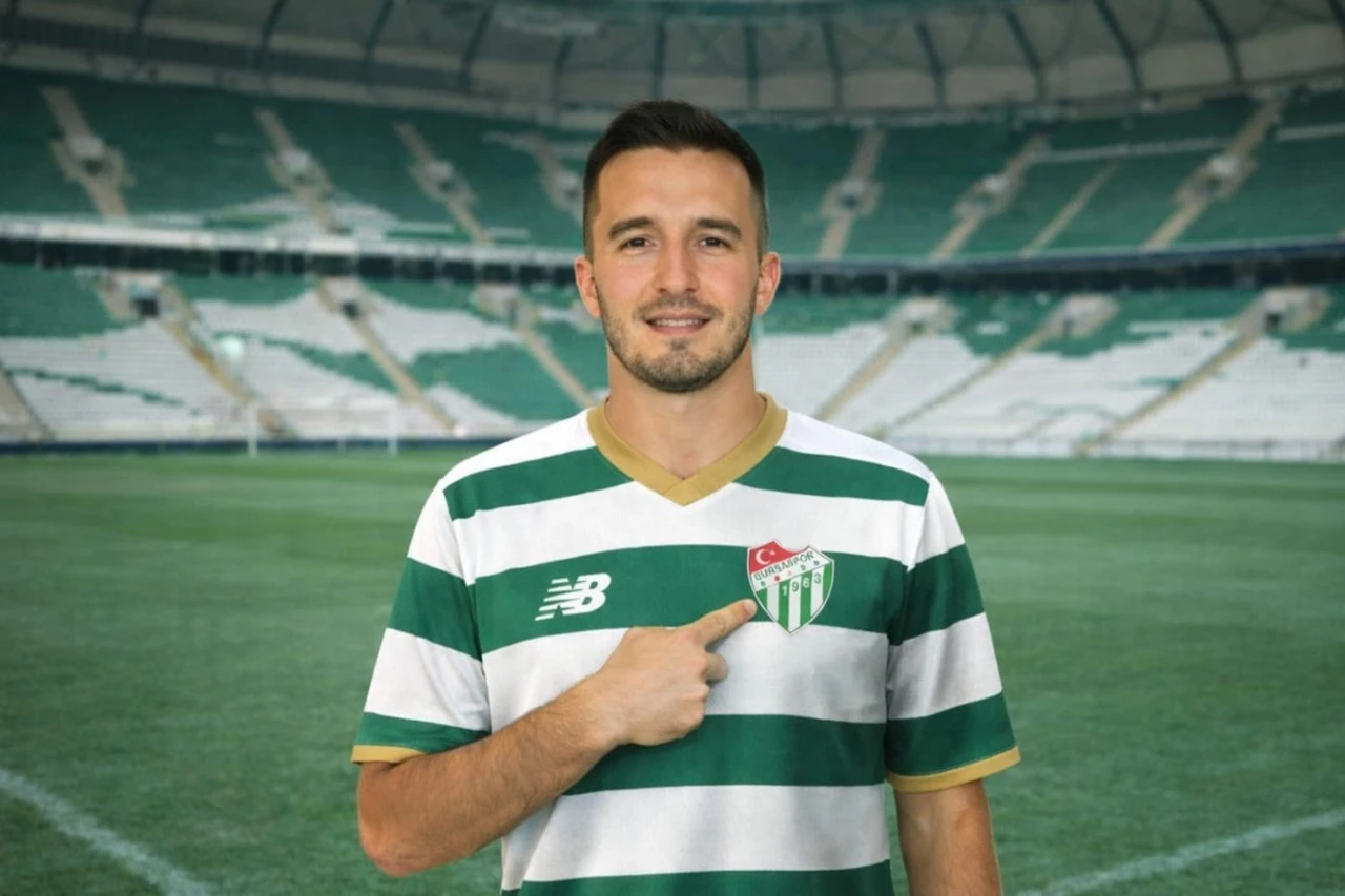 Bursaspor'da yeni transfer ! 