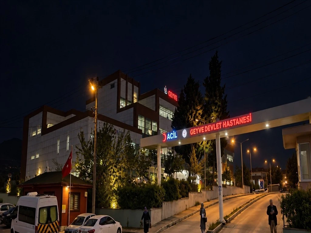Cezaevi firarisi akrabasını &ouml;ld&uuml;rd&uuml;