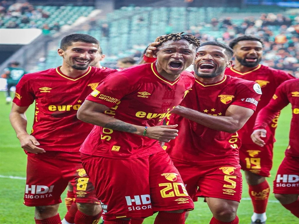 G&ouml;ztepe'de hedef 3'te 3 yapmak