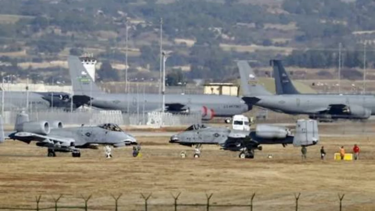 İran, &Uuml;rd&uuml;n'de ABD &uuml;ss&uuml;n&uuml; vurdu: 2 &ouml;l&uuml;, 4 yaralı