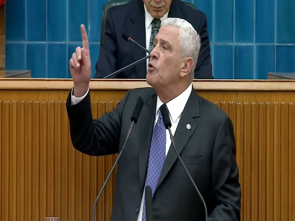 İYİ Parti Lideri Dervişoğlu: İmralı&rsquo;daki m&uuml;ebbetlik ter&ouml;r h&uuml;k&uuml;ml&uuml;s&uuml;, vatan hainidir, millet d&uuml;şmanıdır. 50 bin canımızın katilidir