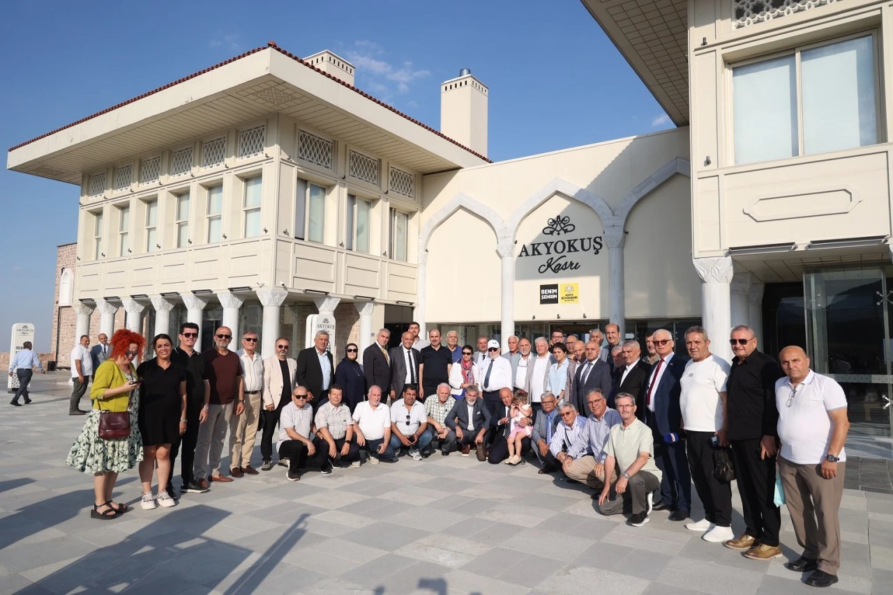 Konya B&uuml;y&uuml;kşehir Belediyesi, STK başkanlarını ve gazetecileri ağırladı