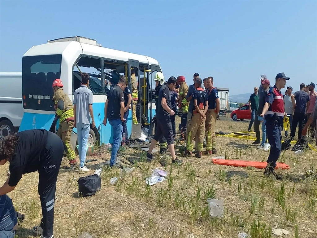 Manisa&rsquo;daki kazada &ouml;l&uuml; sayısı 2'ye &ccedil;ıktı