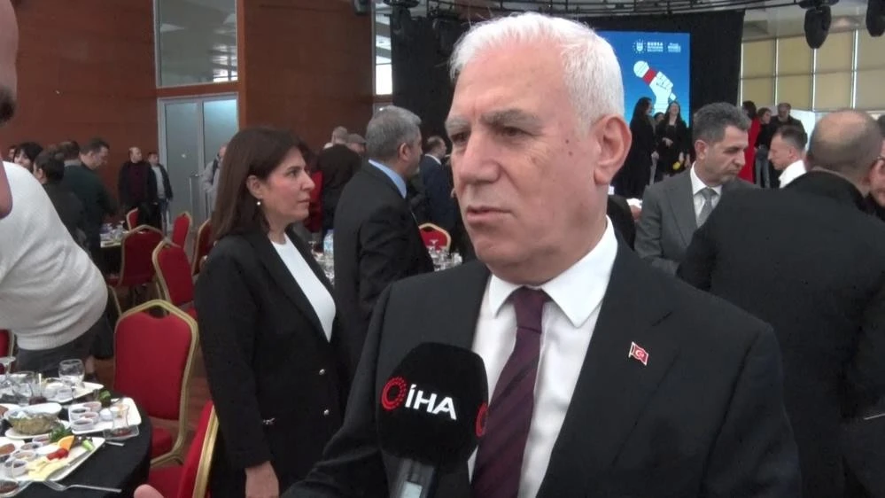 Mustafa Bozbey'den AK Parti'ye ge&ccedil;eceğine y&ouml;nelik iddialara yanıt