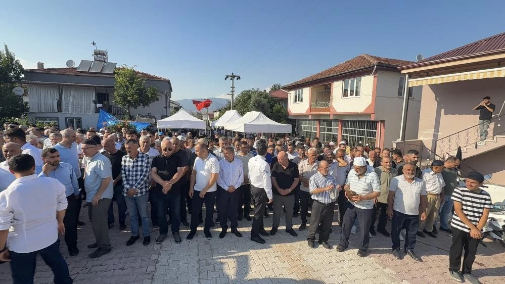  &Ouml;l&uuml; ya da diri bulunamadı, gıyabi cenaze namazı kılındı