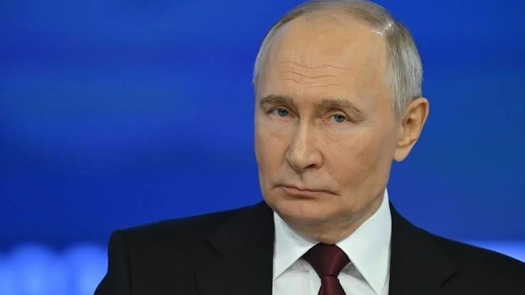 Putin'den se&ccedil;im zaferi