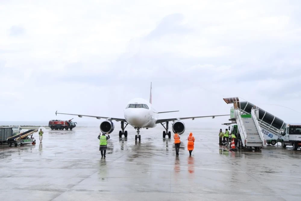 Tahran-Trabzon u&ccedil;ak seferleri başladı