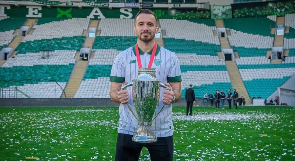 Talha Y&uuml;nkuş, Bursaspor&rsquo;a veda etti