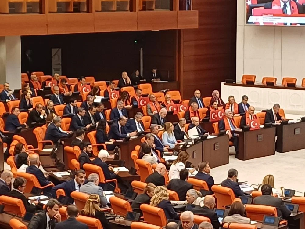 Ter&ouml;rs&uuml;z T&uuml;rkiye yasa teklifi TBMM Genel Kurulu'nda