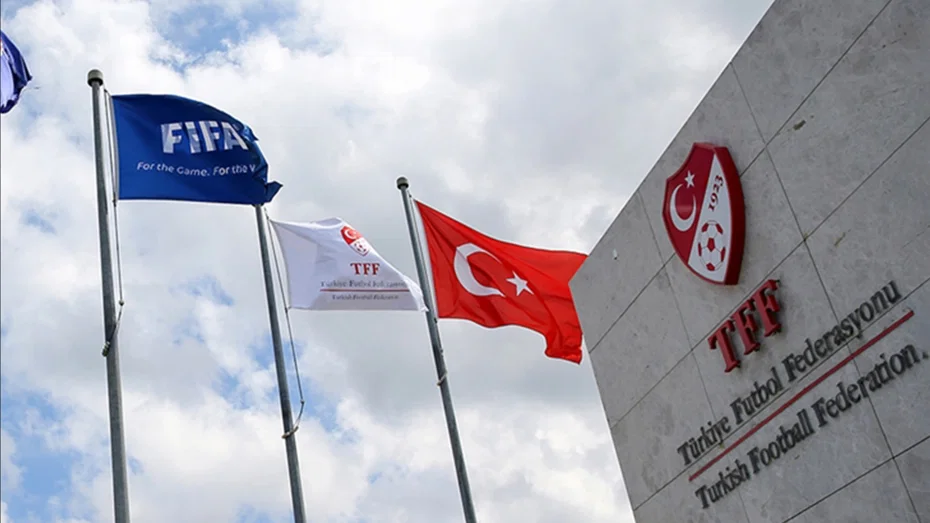 TFF'de İstifalar !