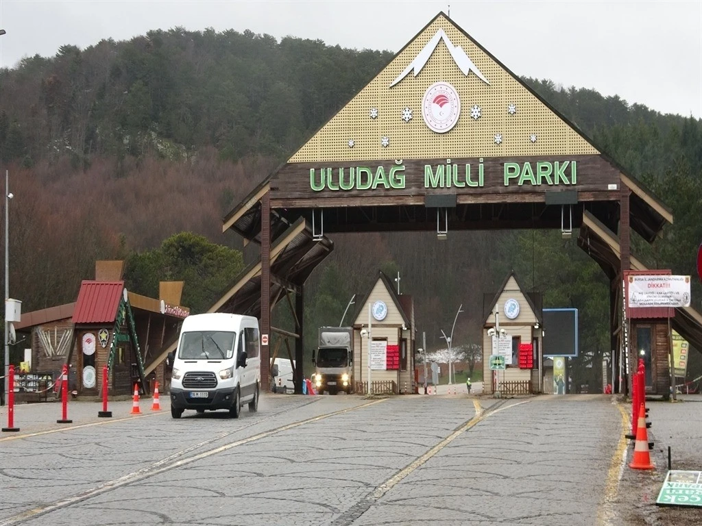 Uludağ'ın ilk 5 aylık ziyaret&ccedil;i sayısı a&ccedil;ıklandı