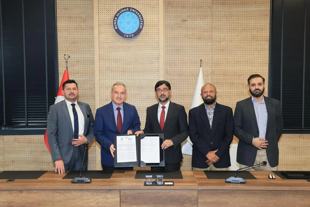 Uludağ &Uuml;niversitesi'nden Pakistan &uuml;niversitesine akademik destek