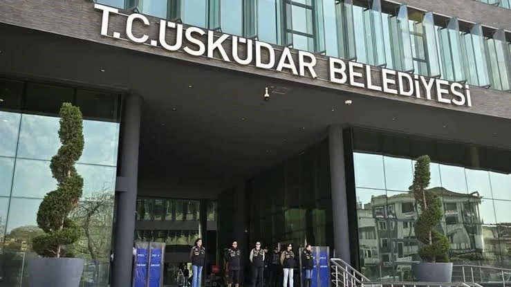 &Uuml;sk&uuml;dar Belediyesi AK Parti'ye ge&ccedil;ti