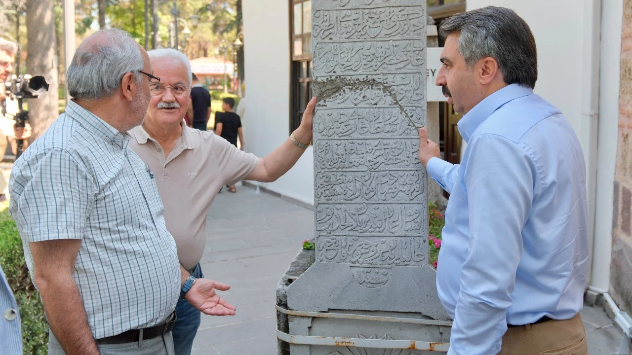 Yıldırım Belediyesi'nde 700 yıllık fethin hikayesi kalemle hayat bulacak