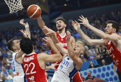 12 Dev Adam 4'te 4 yaptı