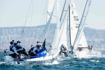 13. TAYK-Eker Olympos Regatta&rsquo;da J70 fırtınası yaşandı