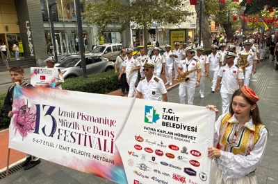 13. Uluslararası İzmit Pişmaniye M&uuml;zik ve Dans Festivali Başladı