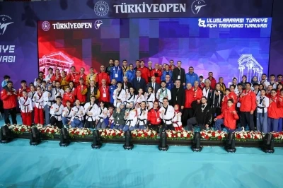 13. Uluslararası T&uuml;rkiye A&ccedil;ık Taekwondo Turnuvası başladı