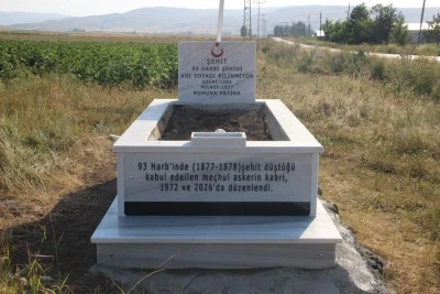 149 yıldır Erzurum Ovası'nda n&ouml;bet tutan şehidin mezarı yenilendi