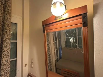 15 Temmuz darbe girişiminde Cumhurbaşkanı Erdoğan'ın kaldığı ve sahibi Bursalı iş insanı Serkan Yazıcı'ya ait oteldeki &ccedil;atışmanın izleri ilk g&uuml;nk&uuml; gibi 