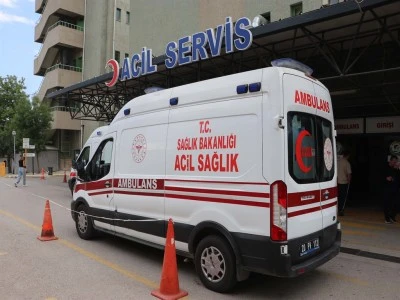 15 yaşındaki &ccedil;ocuk 35 yaşındaki adamı bı&ccedil;akla &ouml;ld&uuml;rd&uuml;