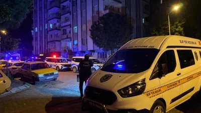 15 yaşındaki &ccedil;ocuk, ailesi tarafından odasında asılı bulundu