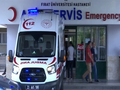 16 yaşındaki &ccedil;ocuk, bı&ccedil;aklı kavgada hayatını kaybetti