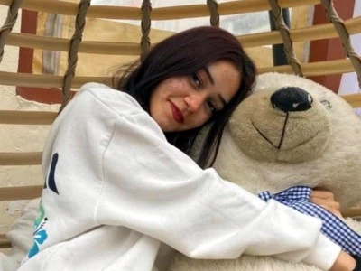 16 yaşındaki G&uuml;lden'i lise bah&ccedil;esinde 30 bı&ccedil;ak darbesiyle &ouml;ld&uuml;rd&uuml;