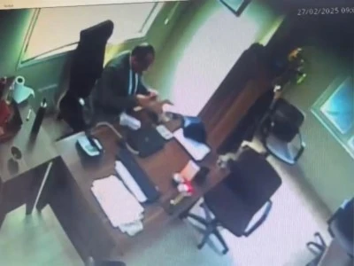 18 vergi m&uuml;fettişi tutuklandı