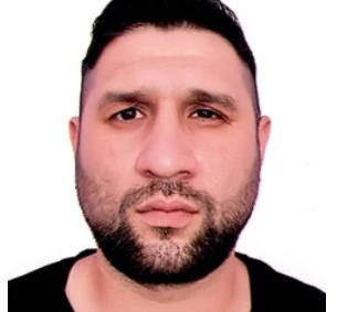 18 yıl &ouml;nceki cinayet 'kan &ouml;rneği' ile &ccedil;&ouml;z&uuml;ld&uuml;