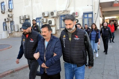 19 yıl sonra &ouml;ld&uuml;r&uuml;ld&uuml;kleri ortaya &ccedil;ıkan kız kardeşlerin cinayet sanıklarına ağırlaştırılmış m&uuml;ebbet