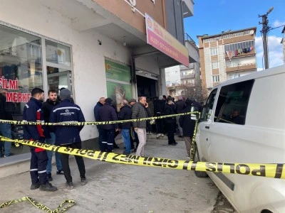 2 arkadaş, oto tamir d&uuml;kkanında &ouml;l&uuml; bulundu