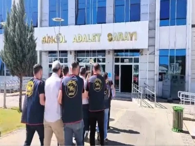 20 yıl &ouml;nce &ccedil;antada &ouml;l&uuml; bulunan bebeğin failleri Bursa'da yakalandı