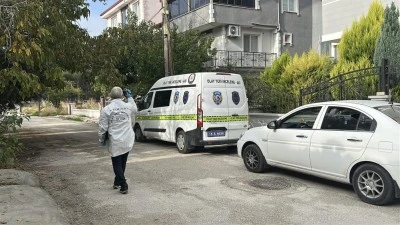 25 yaşında &ouml;ğrenci yurt odasında &ouml;l&uuml; bulundu