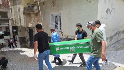 3 g&uuml;nd&uuml;r haber alınamayan kadın evinde &ouml;l&uuml; bulundu