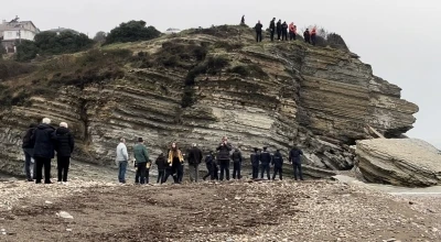 3 g&uuml;nd&uuml;r kayıp olan kadın kayalıklarda &ouml;l&uuml; bulundu