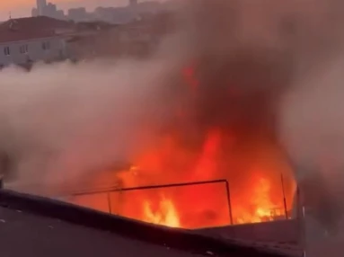 3 katlı binada yangın 