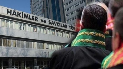 33 ilin başsavcısı değişti