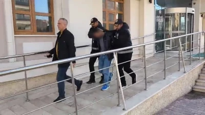 4 evden hırsızlık yapan ş&uuml;pheli yakalandı