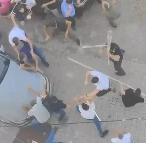 4 kişinin yaralandığı silahlı sopalı kavga