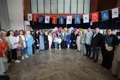 51 yaşında okuma yazma &ouml;ğrendi, ilk mektubu duygulandırdı
