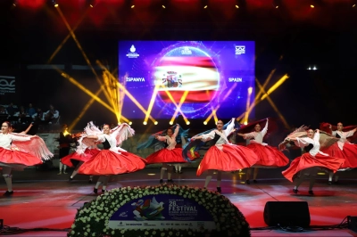 55 &Uuml;lkeden 600 Sanat El&ccedil;isi İstanbul&rsquo;da Buluştu